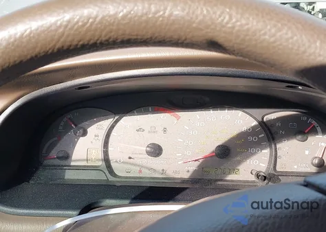 2003 Toyota Sequoia Sr5 V8 z USA, uszkodzony, nr VIN 5TDBT44A33S142158